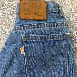 Vintage Levi’s Mom Jeans